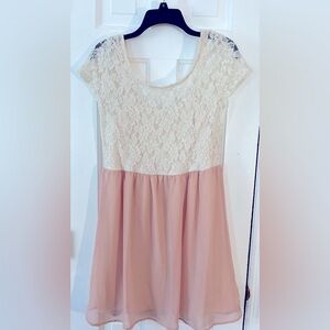 SPEECHLESS Pink Chiffon and Ivory Lace Short Sleeve Dress (Juniors, Size Large)